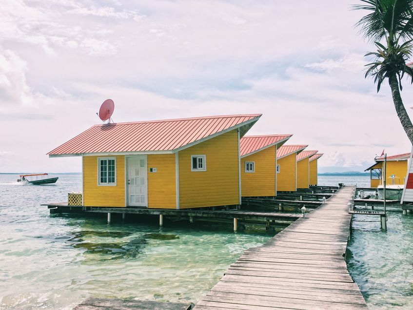 Wasser-Architektur: Wohnen am Wasser - bau-plan-asekurado