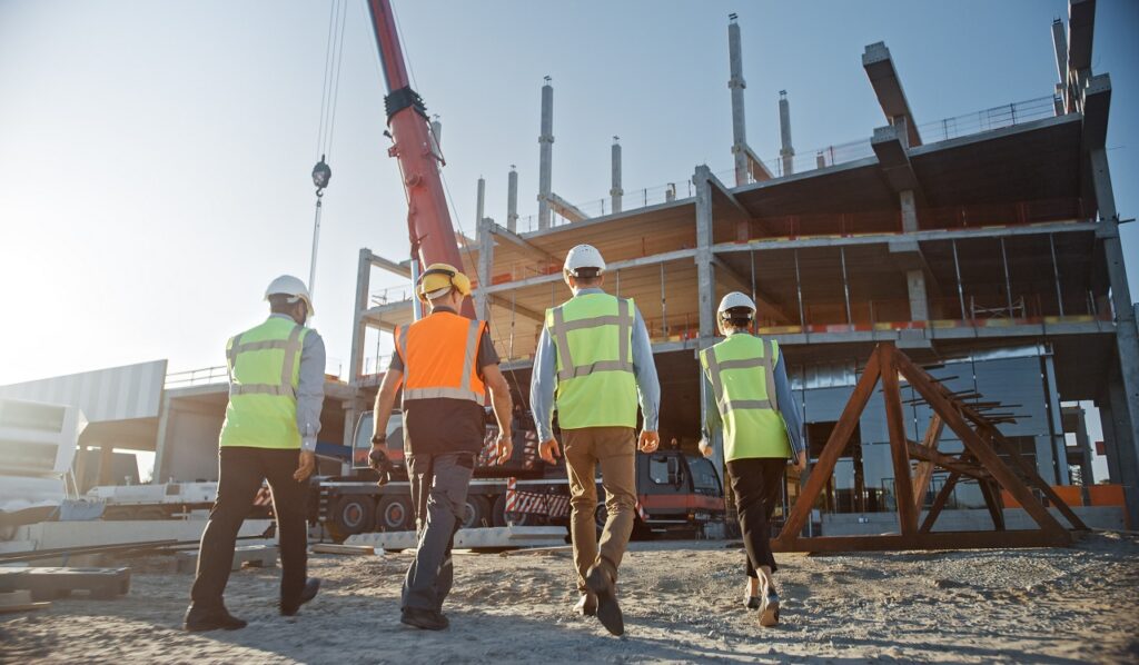 Wer haftet für die Sicherheit auf der Baustelle? - bau-plan-asekurado